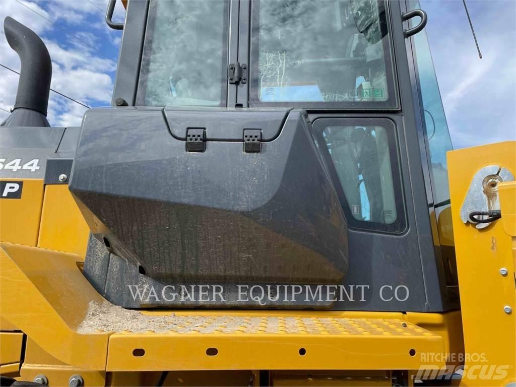John Deere & CO. 544P Naudoti ratiniai krautuvai
