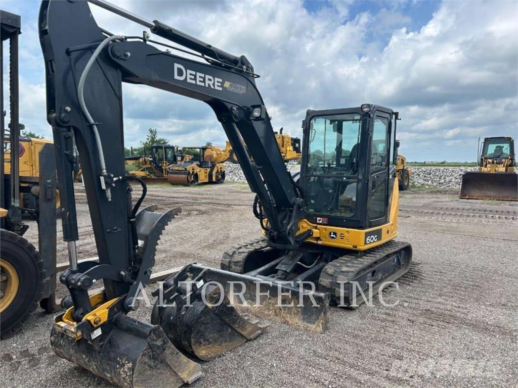 John Deere & CO. 60G Vikšriniai ekskavatoriai
