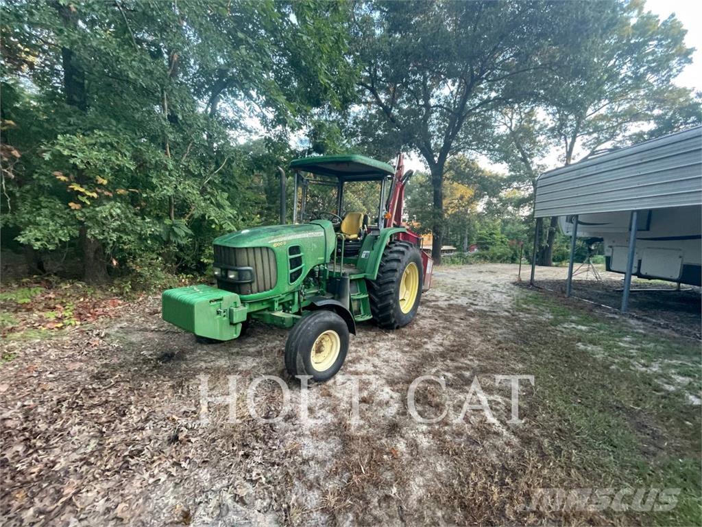 John Deere & CO. 6100D Traktoriai