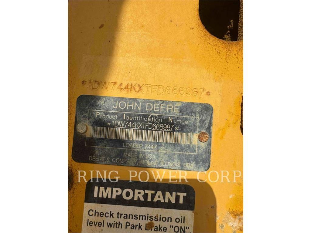 John Deere & CO. 744K Naudoti ratiniai krautuvai