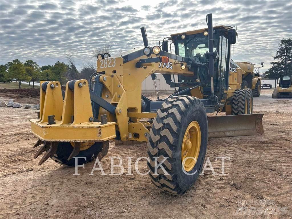 John Deere & CO. 770G Greideriai