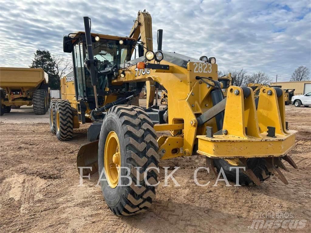 John Deere & CO. 770G Greideriai