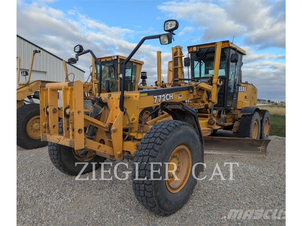 John Deere & CO. 772CH Greideriai