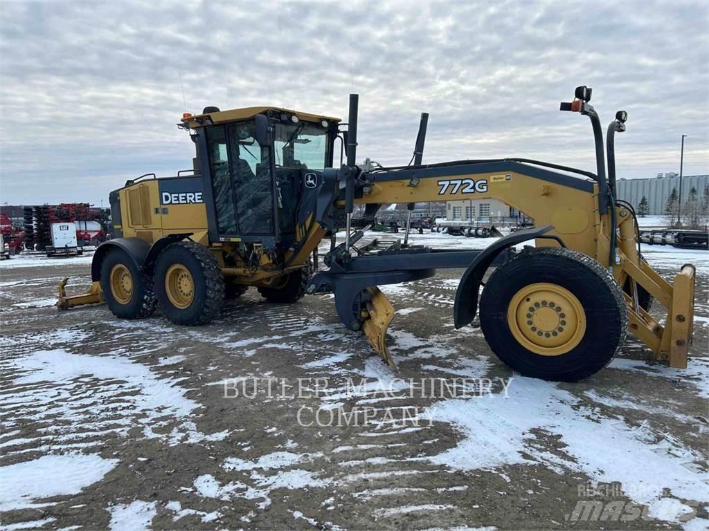 John Deere & CO. 772G Greideriai