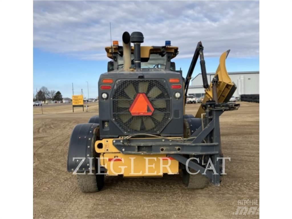 John Deere & CO. 772G_AO Greideriai