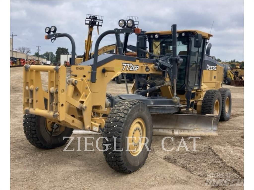 John Deere & CO. 772GP Greideriai
