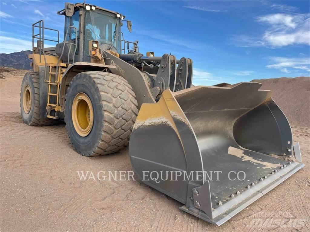 John Deere & CO. 844L Naudoti ratiniai krautuvai