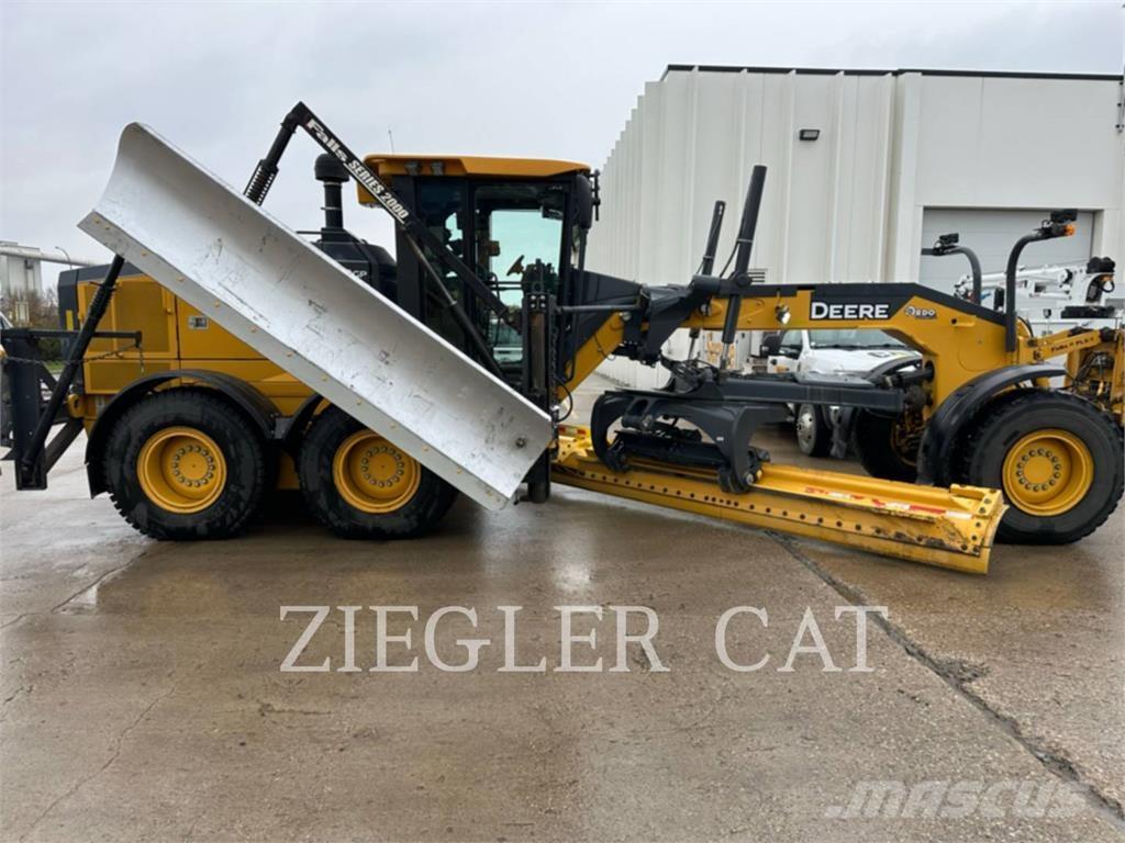 John Deere & CO. 872GP Greideriai