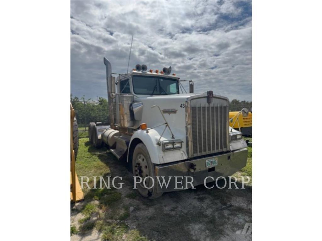 Kenworth W900S Kita