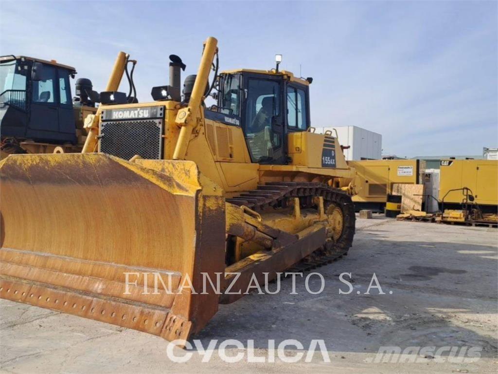 Komatsu D155 Vikšriniai buldozeriai