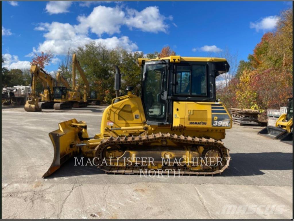 Komatsu D39EX-24 Vikšriniai buldozeriai