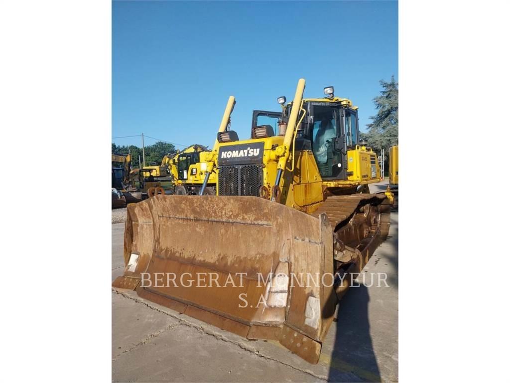 Komatsu D65 Vikšriniai buldozeriai