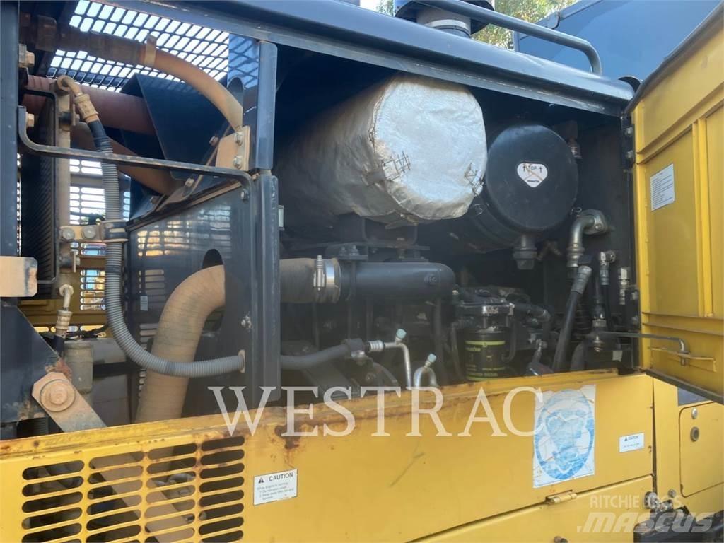 Komatsu GD555-5 Greideriai