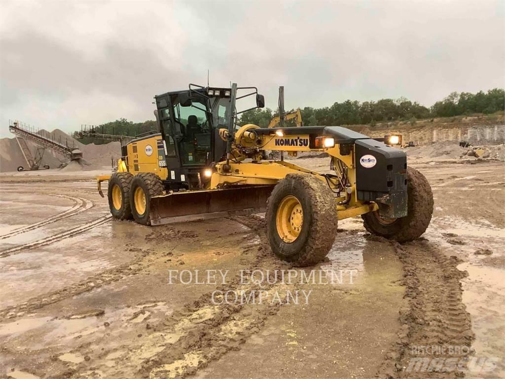 Komatsu GD655 Greideriai