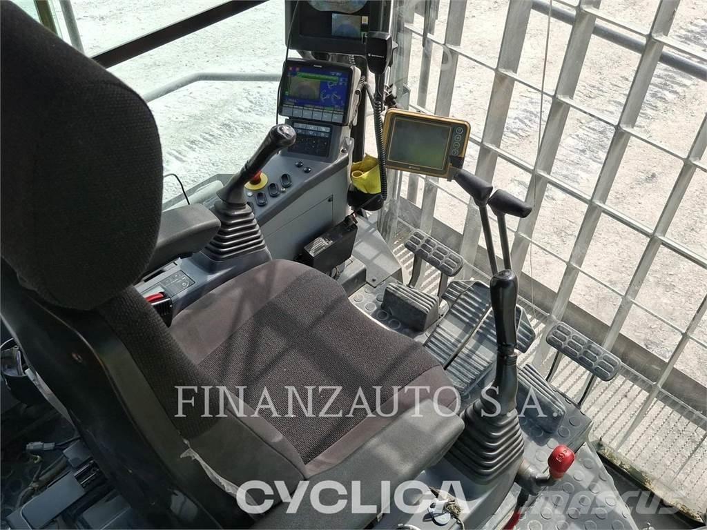 Komatsu PC2000-11 Vikšriniai ekskavatoriai