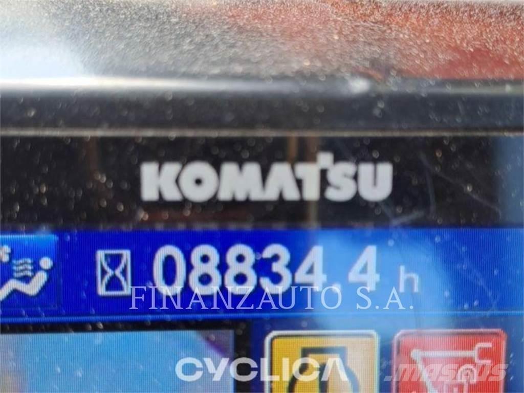Komatsu PC210 Vikšriniai ekskavatoriai