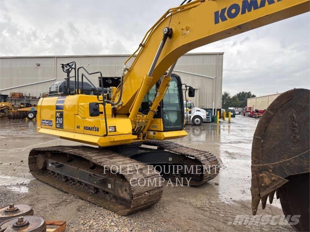 Komatsu PC210 Vikšriniai ekskavatoriai