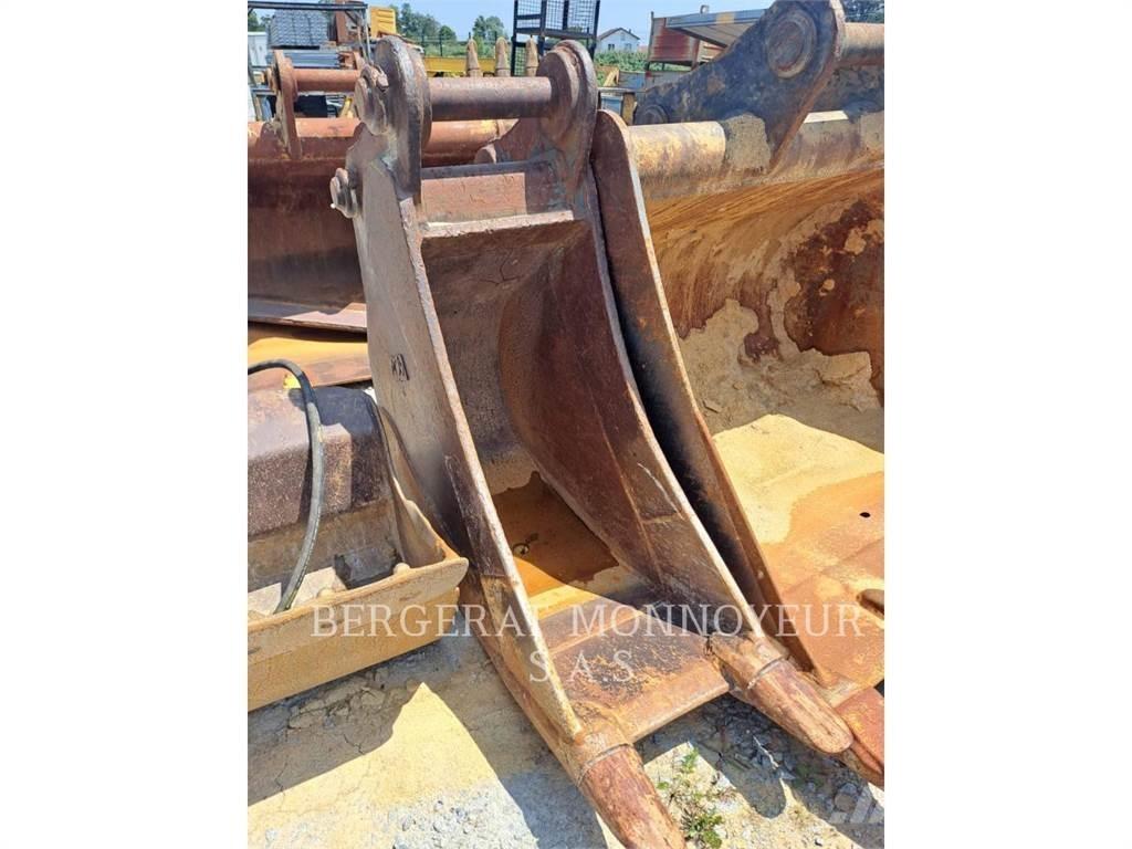 Komatsu PC210LC Vikšriniai ekskavatoriai
