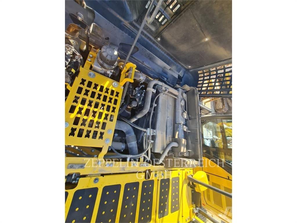 Komatsu PC210LC-11EQ Vikšriniai ekskavatoriai