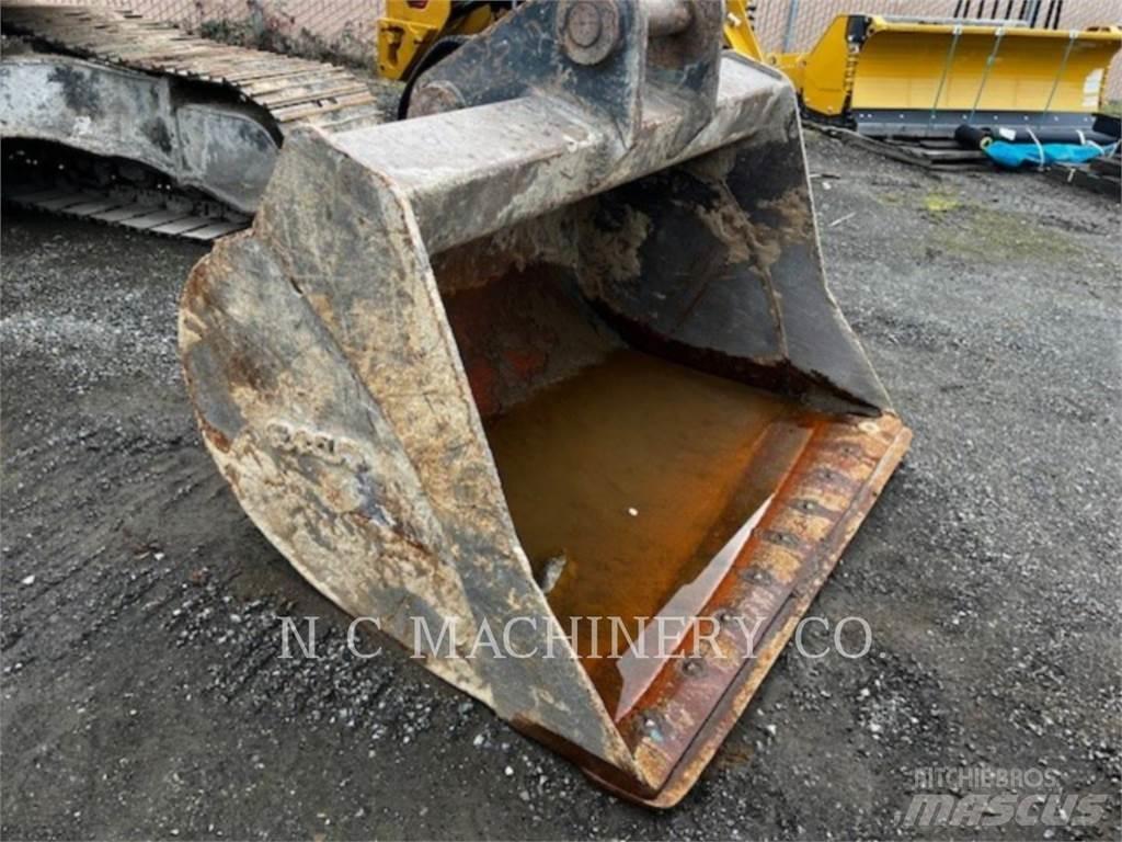 Komatsu PC210LCI-1 Vikšriniai ekskavatoriai