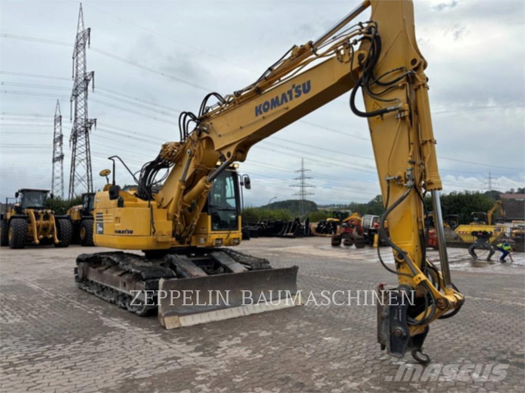 Komatsu PC228 Vikšriniai ekskavatoriai