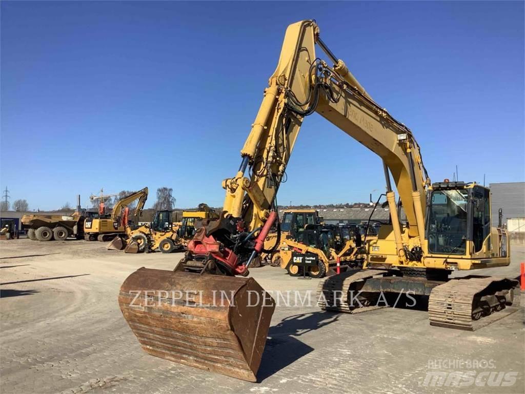 Komatsu PC240 Vikšriniai ekskavatoriai