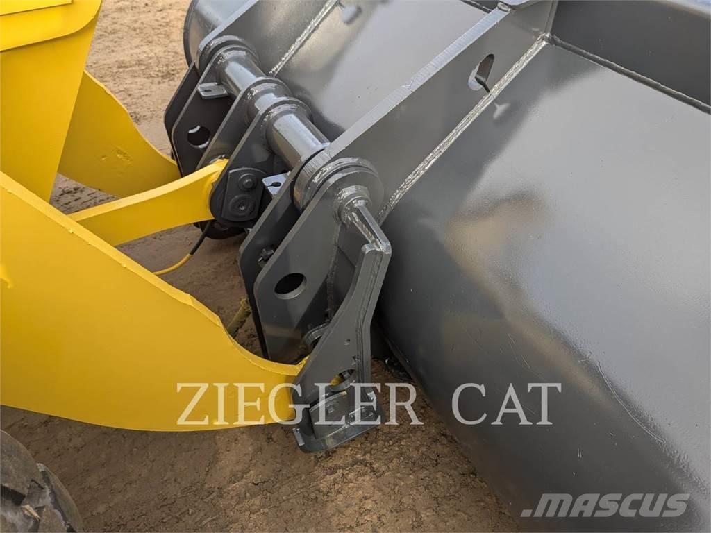 Komatsu WA250-5L Naudoti ratiniai krautuvai