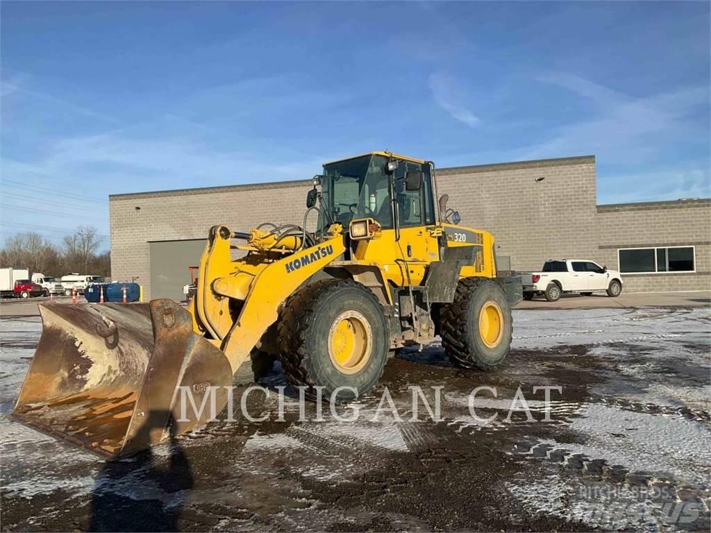 Komatsu WA320-6 Naudoti ratiniai krautuvai