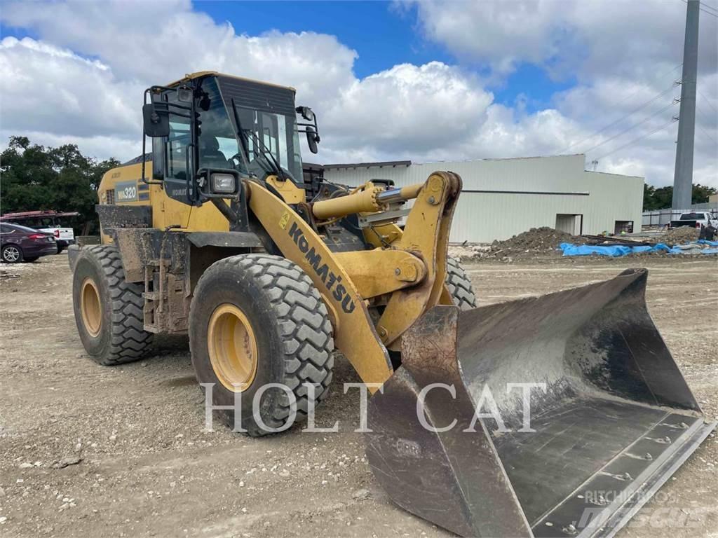 Komatsu WA320-8 Naudoti ratiniai krautuvai