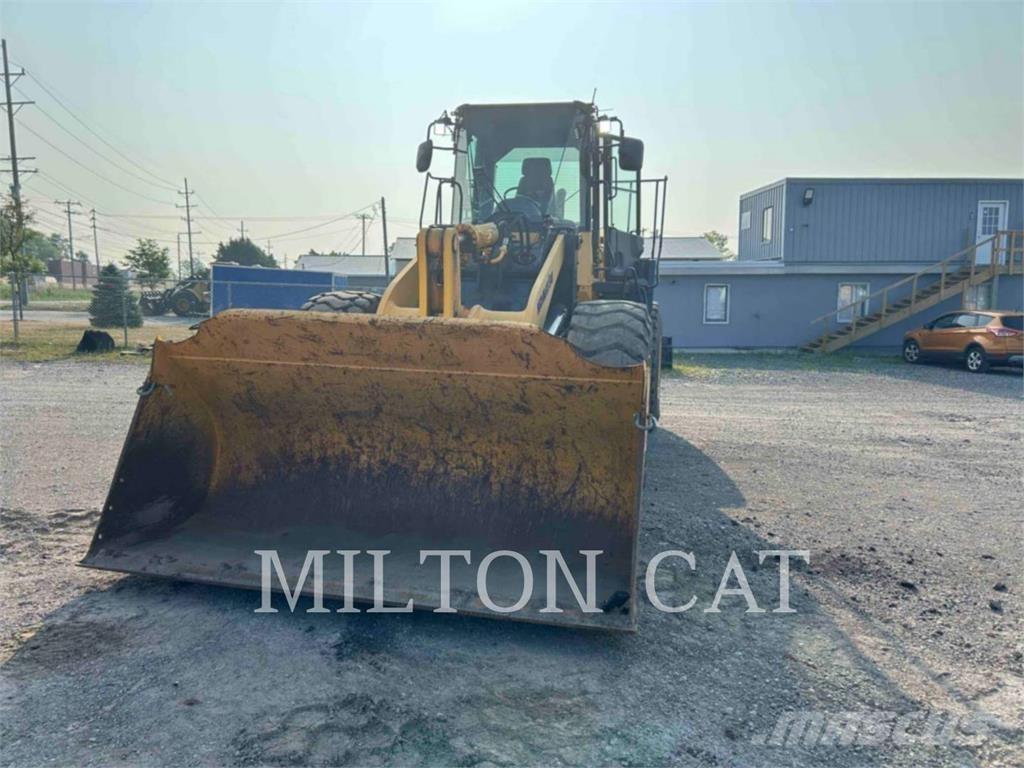 Komatsu WA380 Naudoti ratiniai krautuvai