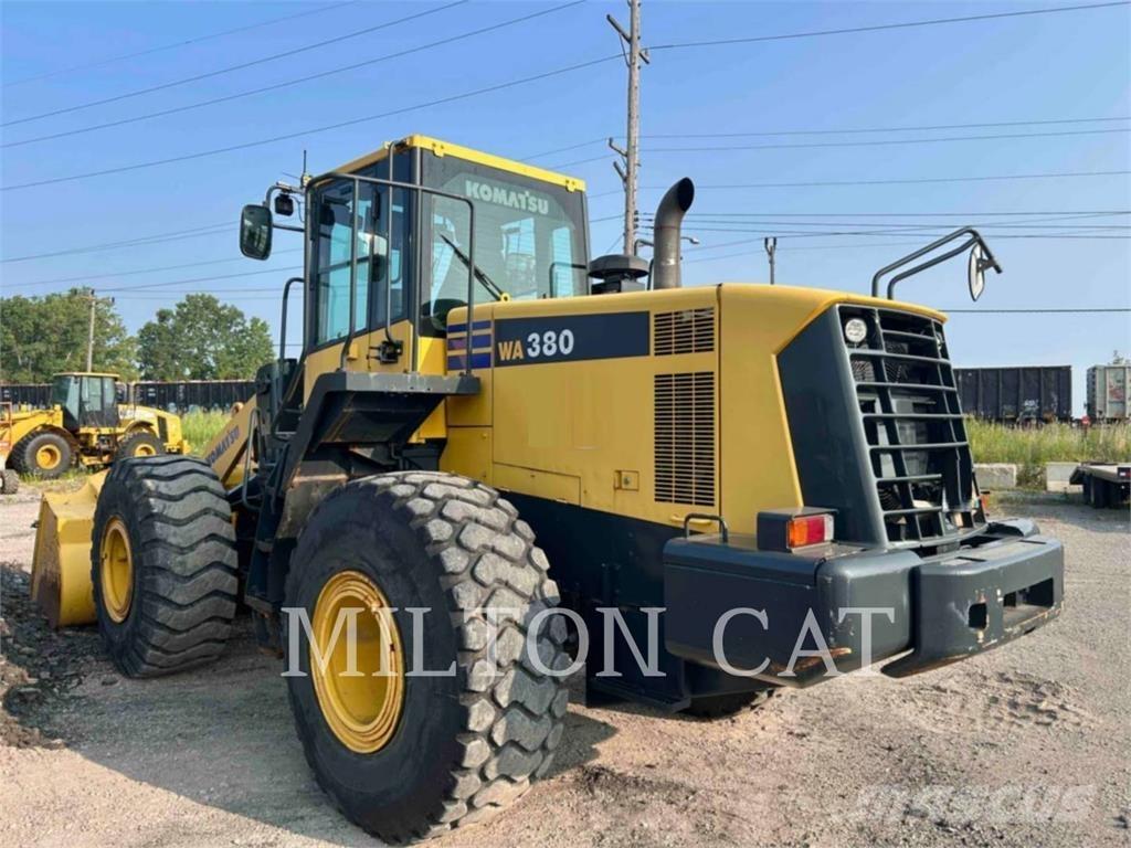 Komatsu WA380 Naudoti ratiniai krautuvai