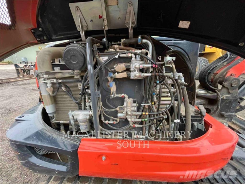 Kubota KX040 Vikšriniai ekskavatoriai