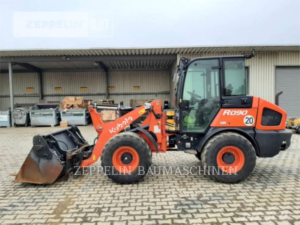 Kubota R090 Naudoti ratiniai krautuvai