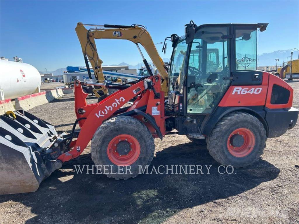 Kubota R640 CWL Naudoti ratiniai krautuvai