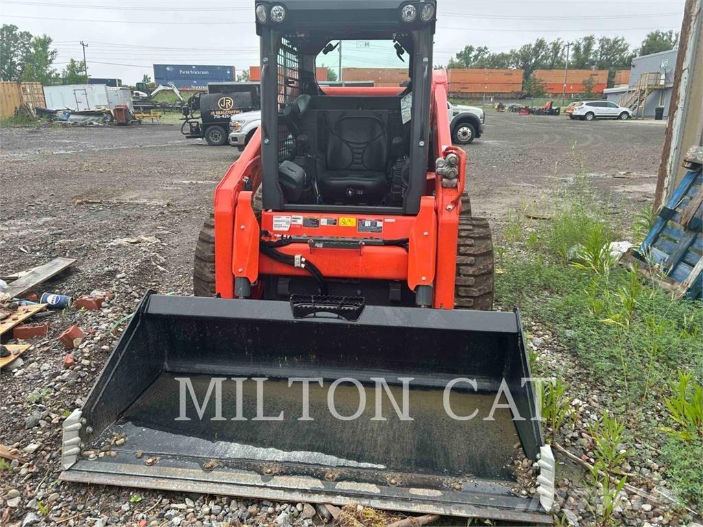 Kubota SSV 75 Krautuvai su šoniniu pasukimu