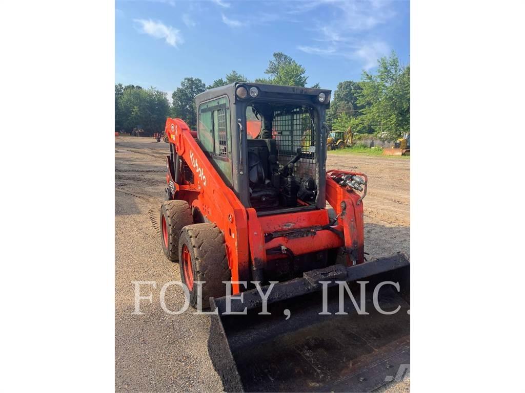 Kubota SSV75 Krautuvai su šoniniu pasukimu