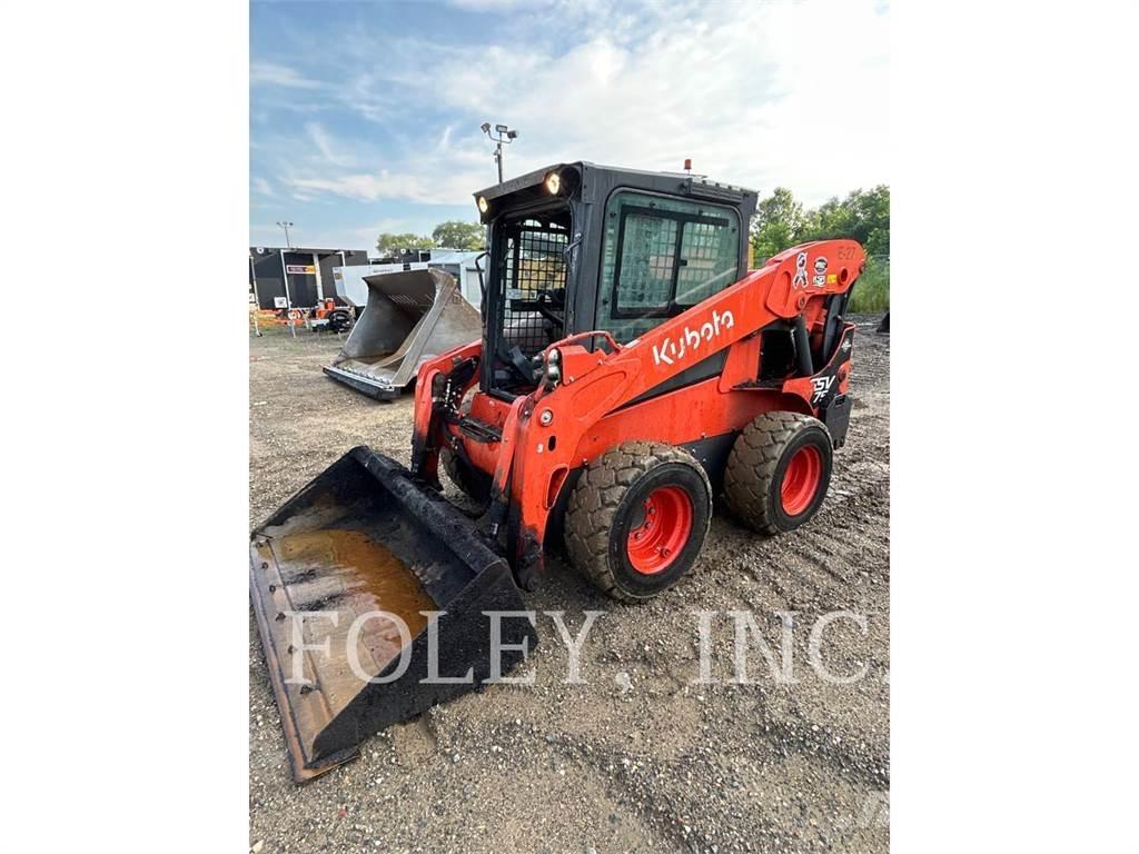 Kubota SSV75 Krautuvai su šoniniu pasukimu