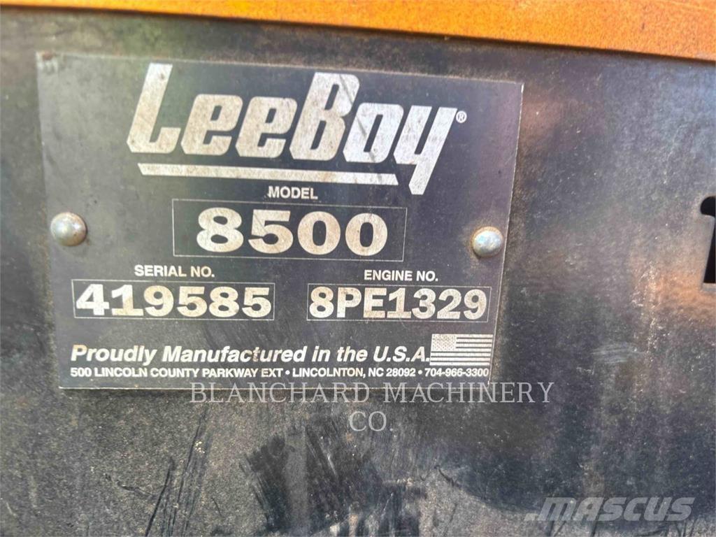 LeeBoy 8500E Asfalto klotuvai
