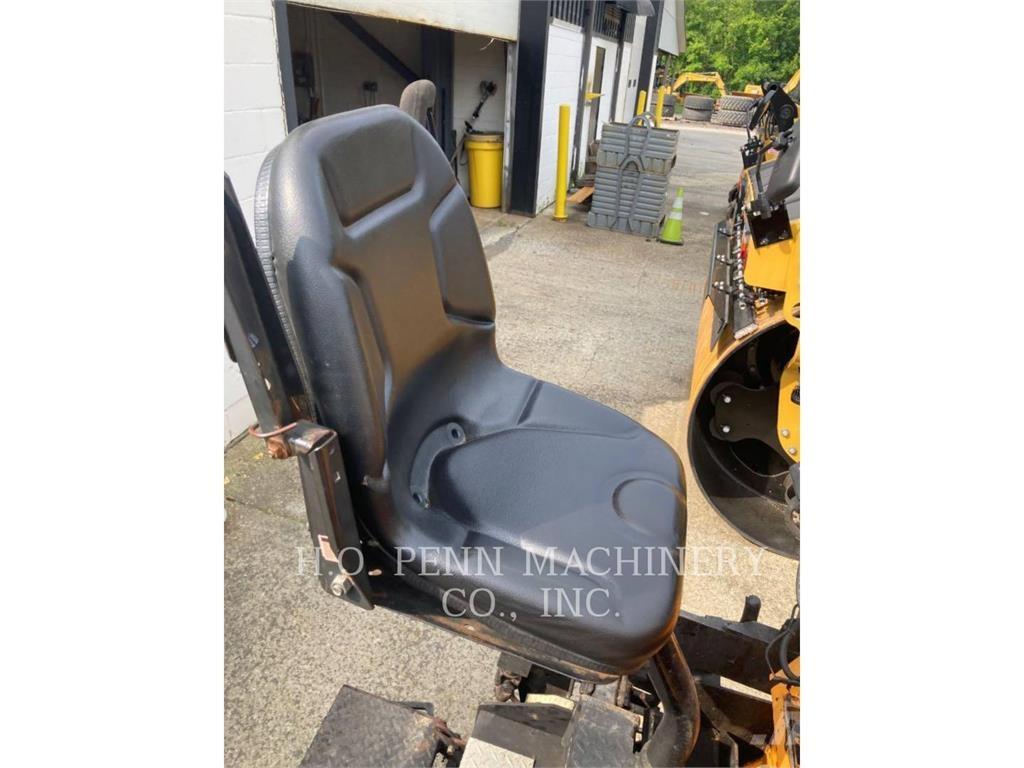 LeeBoy 8515 Asfalto klotuvai