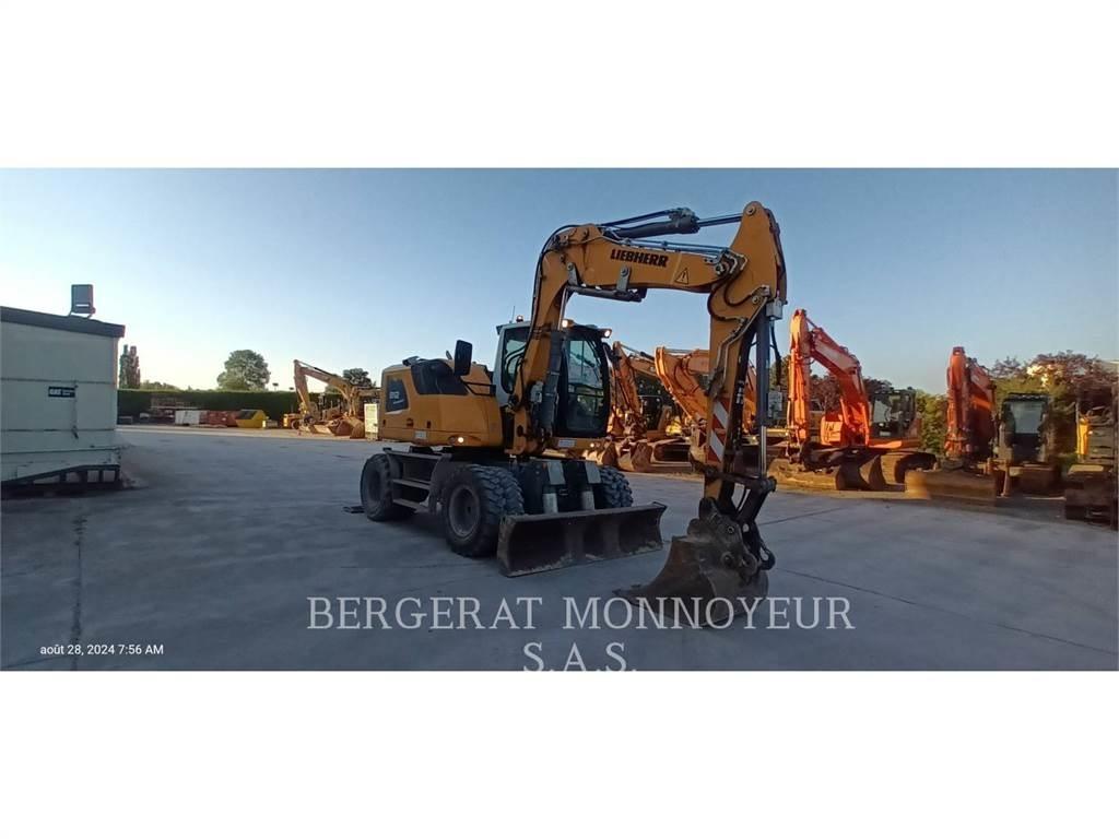 Liebherr A912 Ratiniai ekskavatoriai