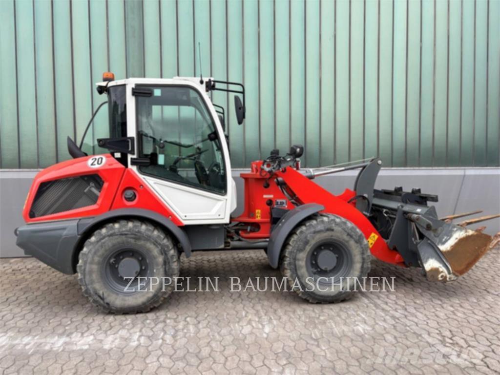 Liebherr L506 Naudoti ratiniai krautuvai