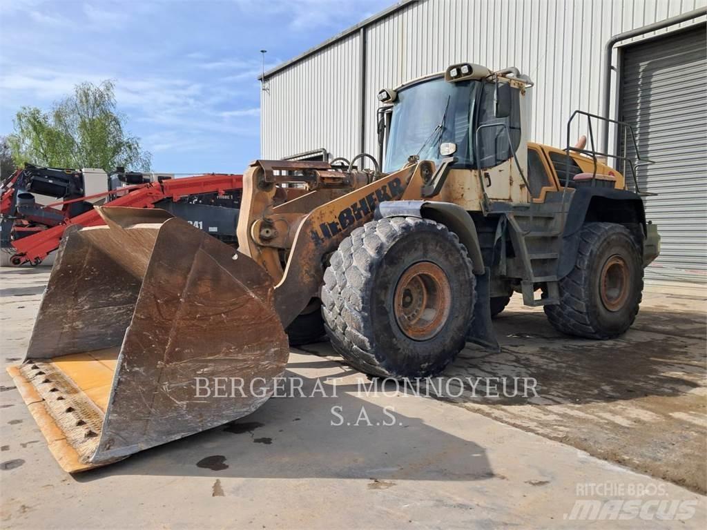Liebherr L580 Naudoti ratiniai krautuvai