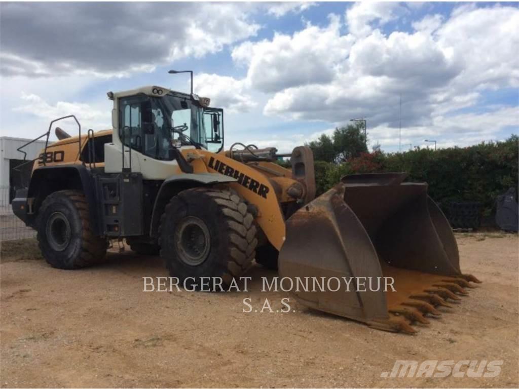 Liebherr L580 Naudoti ratiniai krautuvai