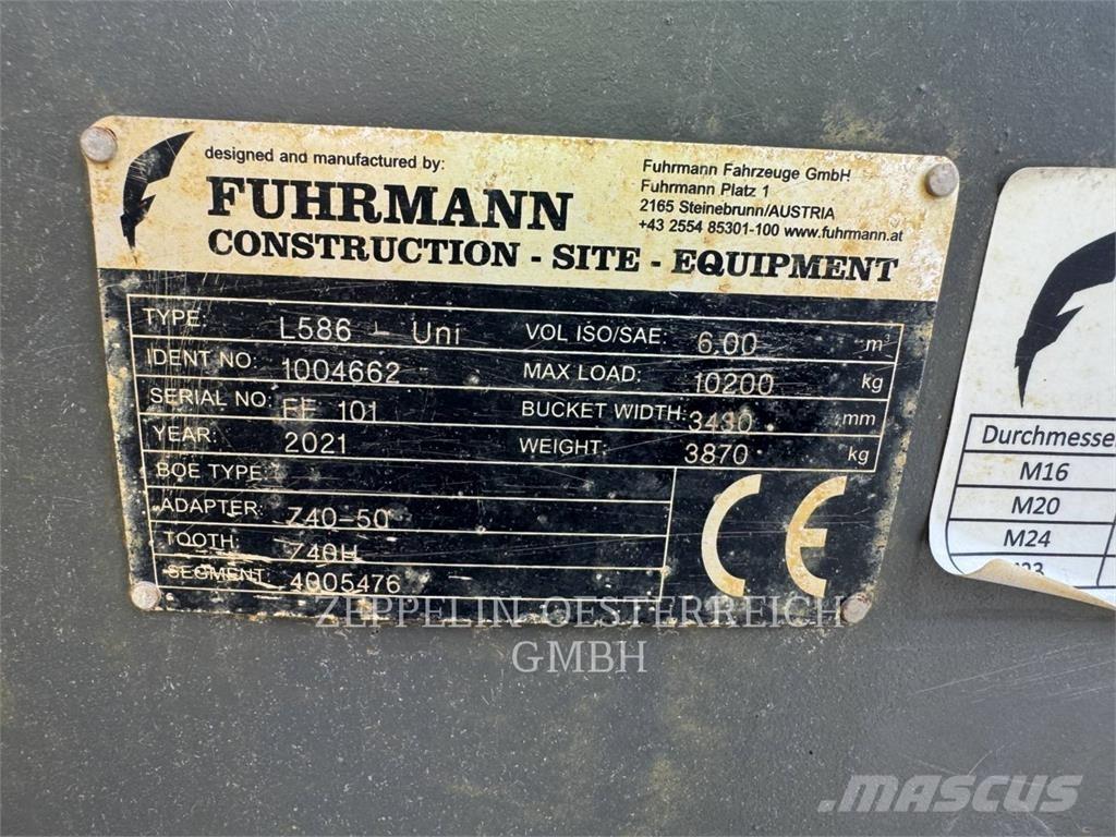 Liebherr L586 Naudoti ratiniai krautuvai