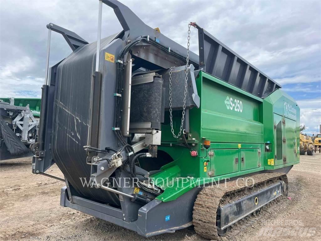McCloskey ES250 Trupintuvai