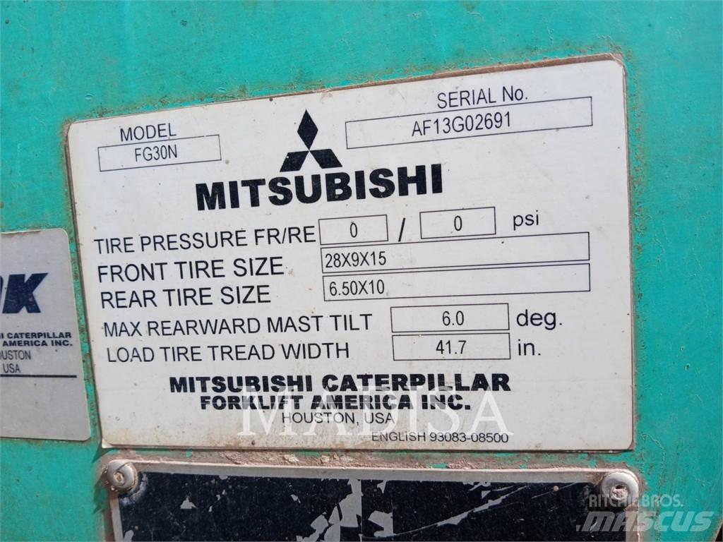 Mitsubishi FG30N-LP Šakiniai krautuvai - Kita
