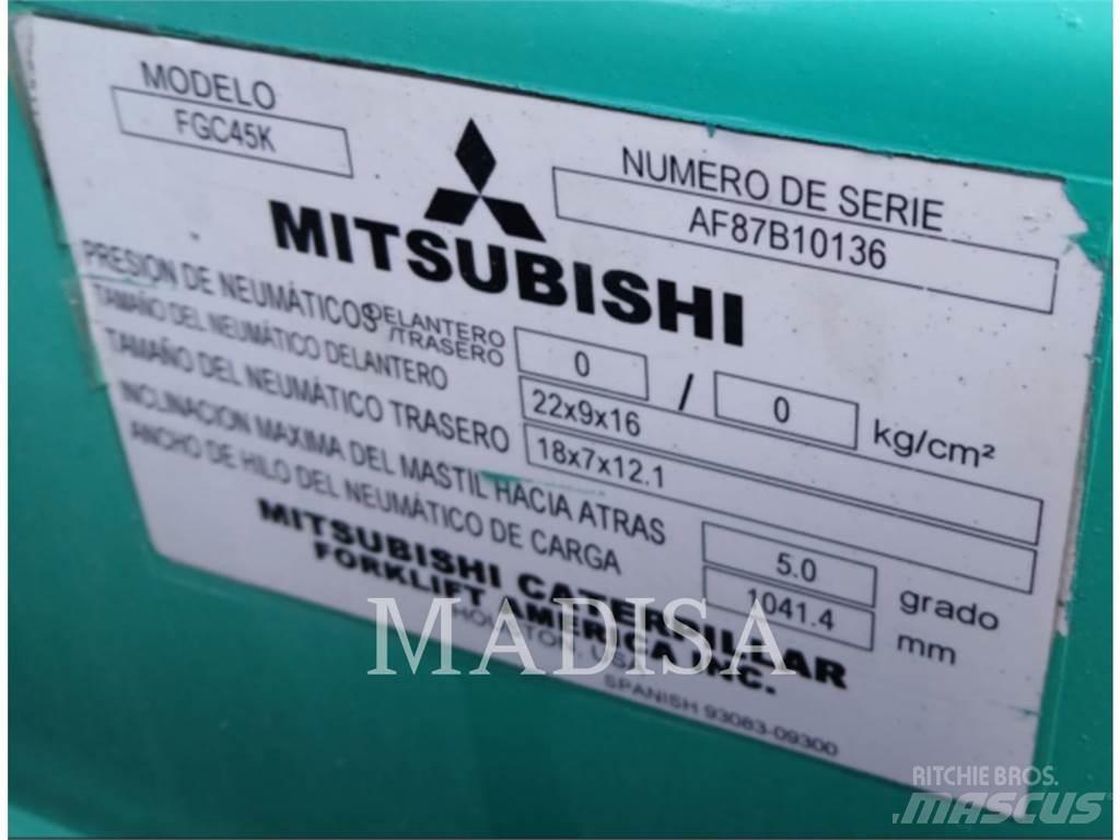 Mitsubishi FGC45K6-LP Šakiniai krautuvai - Kita