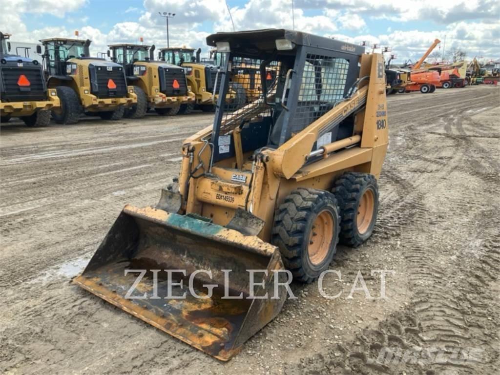 New Holland 1840 Krautuvai su šoniniu pasukimu