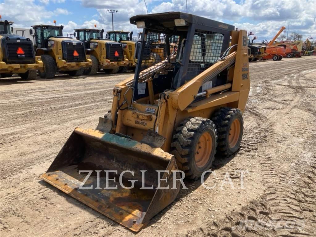 New Holland 1840 Krautuvai su šoniniu pasukimu