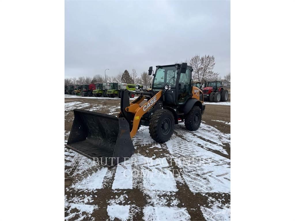 New Holland 321F Naudoti ratiniai krautuvai